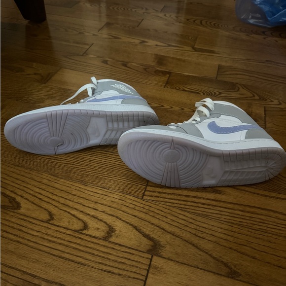 Nike Air Jordan’s - Picture 3 of 4